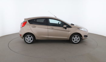 FORD FISTA BEIGE